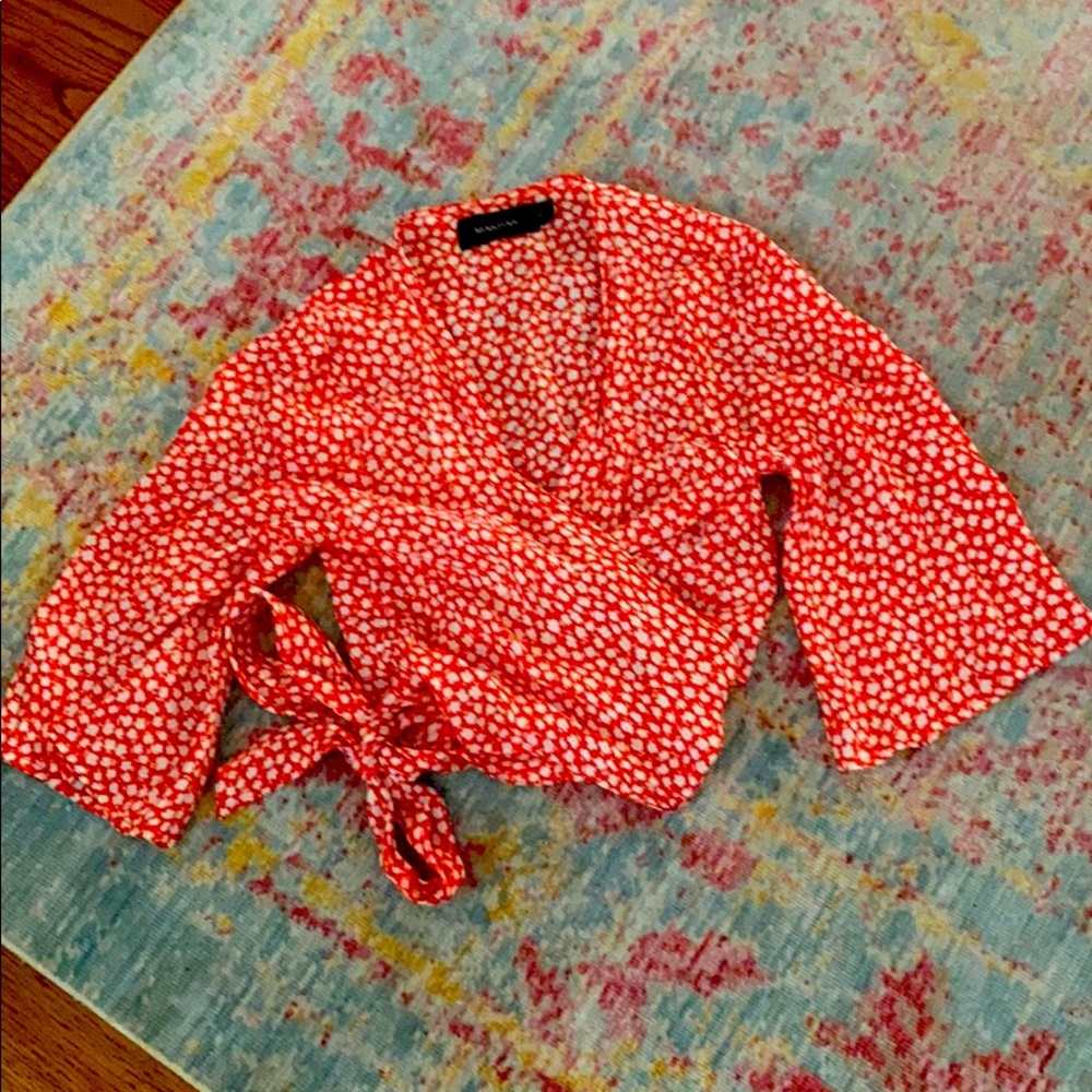 Mink Pink XS wrap top crop